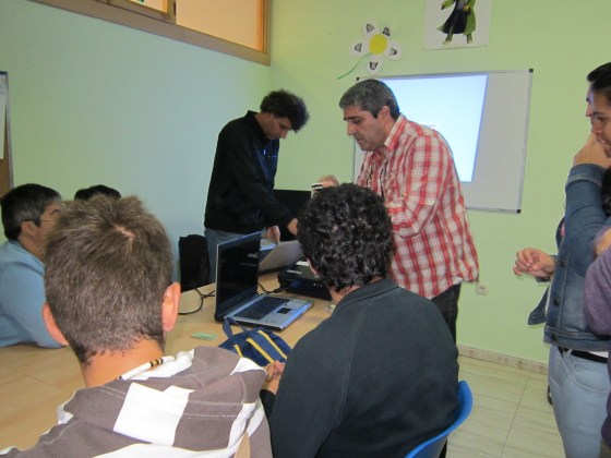 Santi lleva mucha música en el bolsillo :D