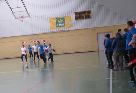 Todos a por el balón