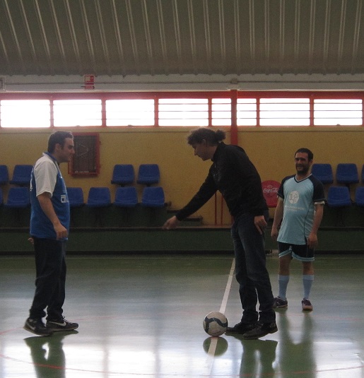 Un buen árbitro también enseña :D